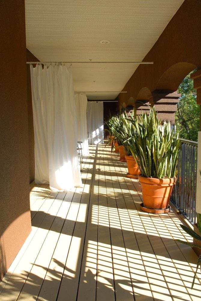 EO Inn Hotel in Orlando