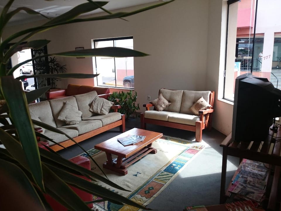Shared lounge/TV area