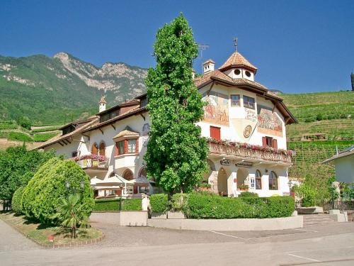 Kalterer See Hof Hotel in Trentino-South Tyrol