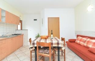 Cozy apartment with terrace and BBQ Hotel in Fažana