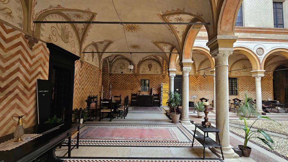 Foresteria Palazzo Guazzoni Zaccaria Hotel in Cremona