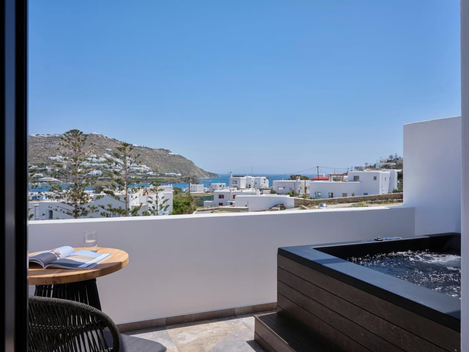 Kalea Mykonos Hotel in Mykonos, Mikonos 846 00, Greece
