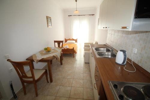 Zorbas studio deluxe Hotel in Moraitika