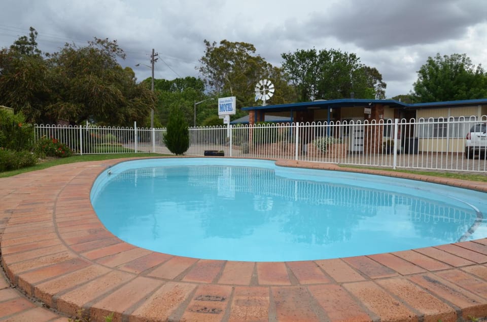 Orana Windmill Motel Motel in New South Wales
