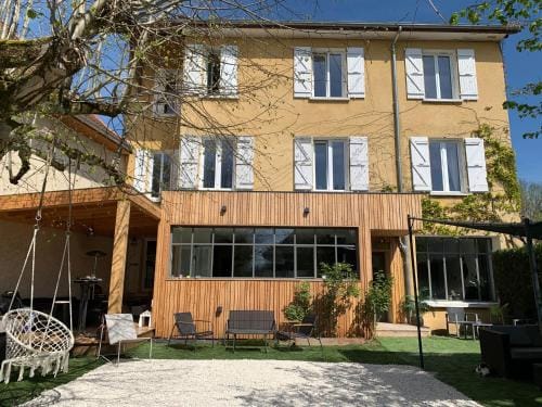 Maison du Bonheur, Chambre Boho Hotel in Auvergne-Rhône-Alpes