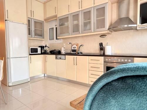 Little Central Apartment-1min walk from everywhere Hotel in Chania