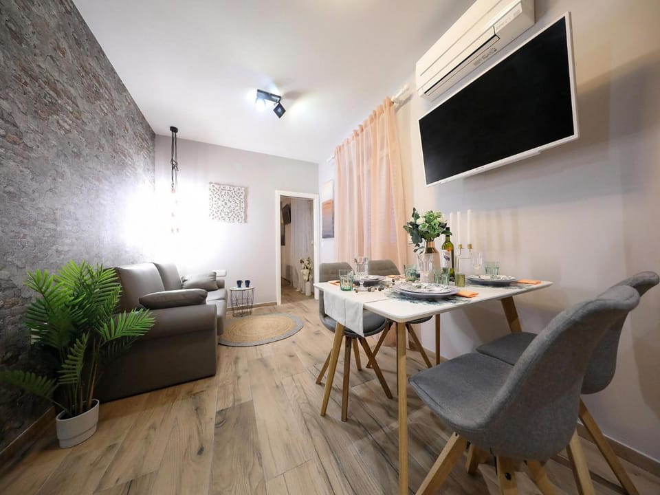 Aldo Apartments Center Hotel in Zadar