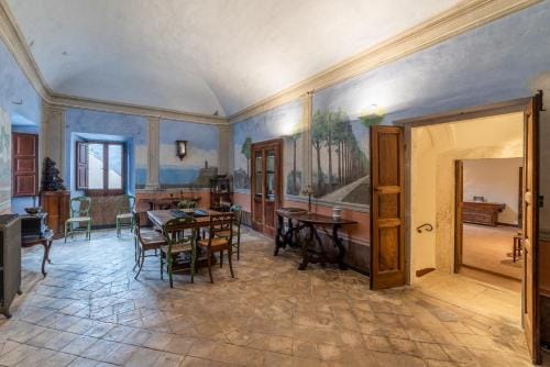 Palazzo D'Alessandro Wunderkammer & Suites B&B di charme Hotel in Abruzzo