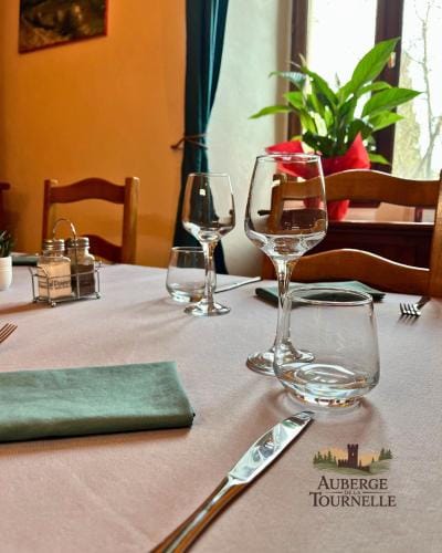 Auberge La Tournelle Hotel in Auvergne-Rhône-Alpes