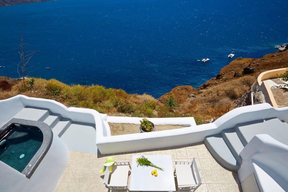 Amaya Selection of Villas Hotel in Oia