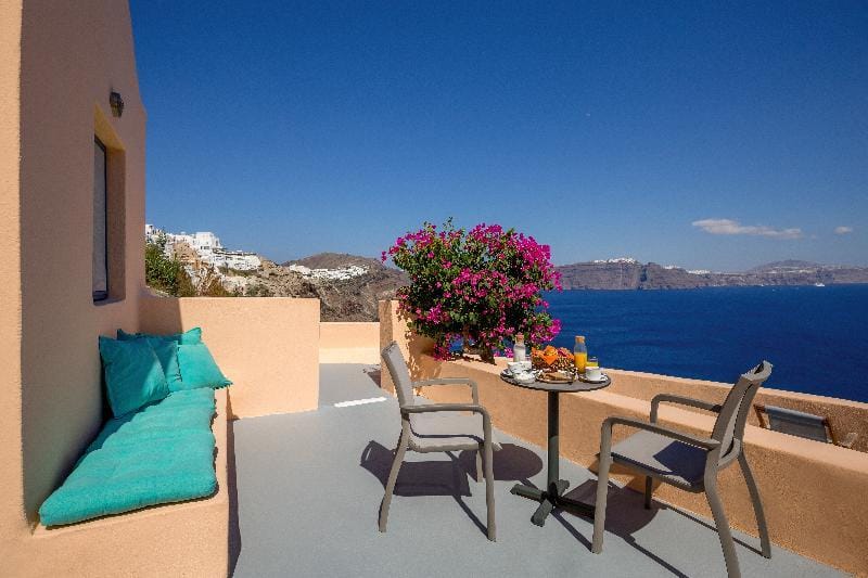 Aeifos Apartment hotel in Oia