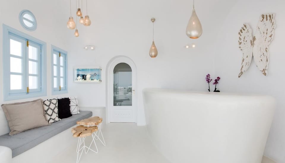 Infinity Suites & Dana Villas Apartment hotel in Thera