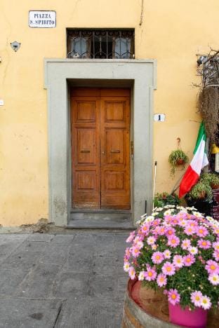 Charming Apartment By Piazza Santo Spirito Hotel in Florence