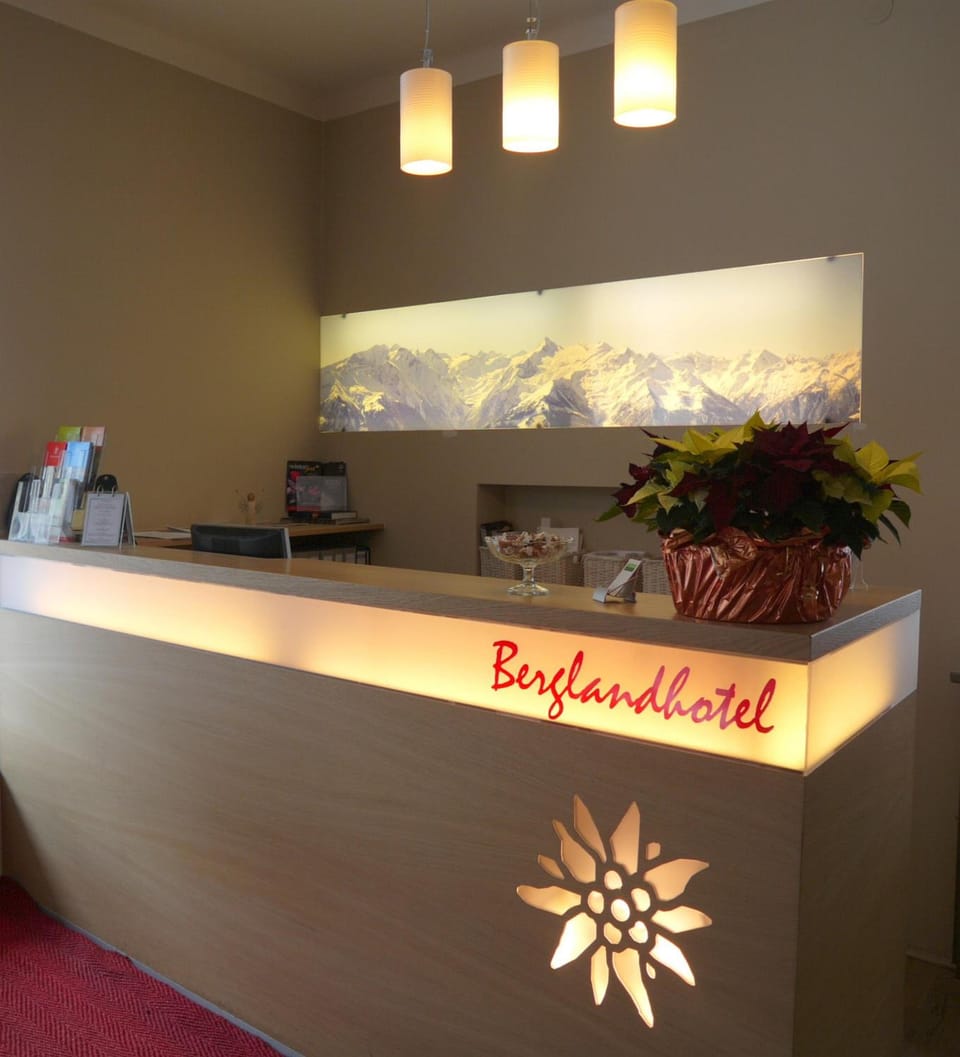 Bergland Hotel Hotel in Salzburg