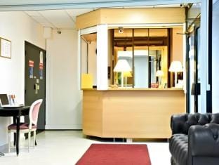 Hotel Luxor Hotel in Issy-les-Moulineaux