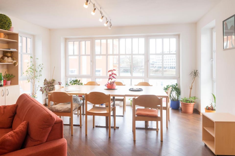 Shared lounge/TV area