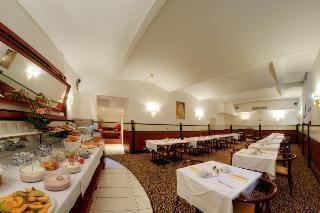 Carlton Opera Hotel in Vienna