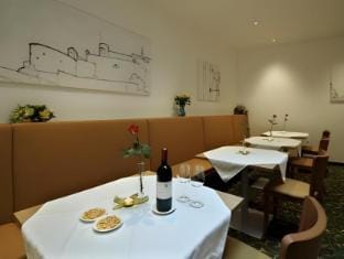 Altstadthotel Weisse Taube Hotel in Salzburg