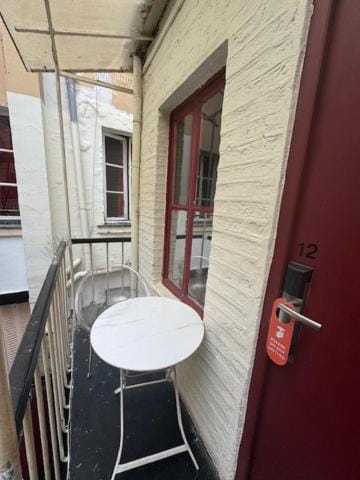 Hotel Chevallier Hotel in Levallois-Perret