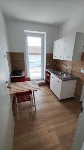 Pozzilli Affitacamere Appartamenti Hotel in Molise, Italy