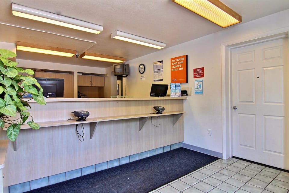 Motel 6 Merrillville, IN Hotel in Merrillville