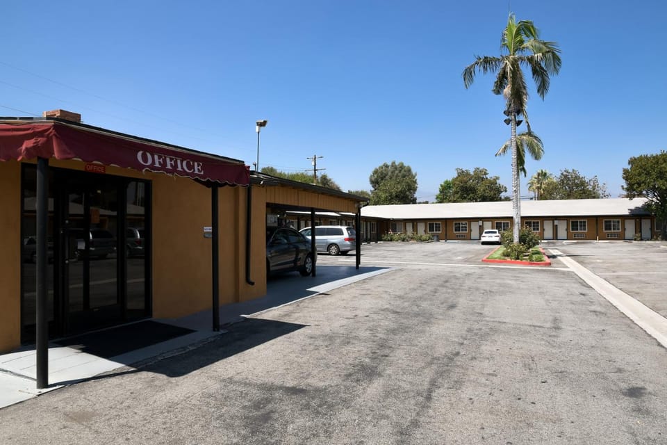 Covina Motel Hotel in West Covina