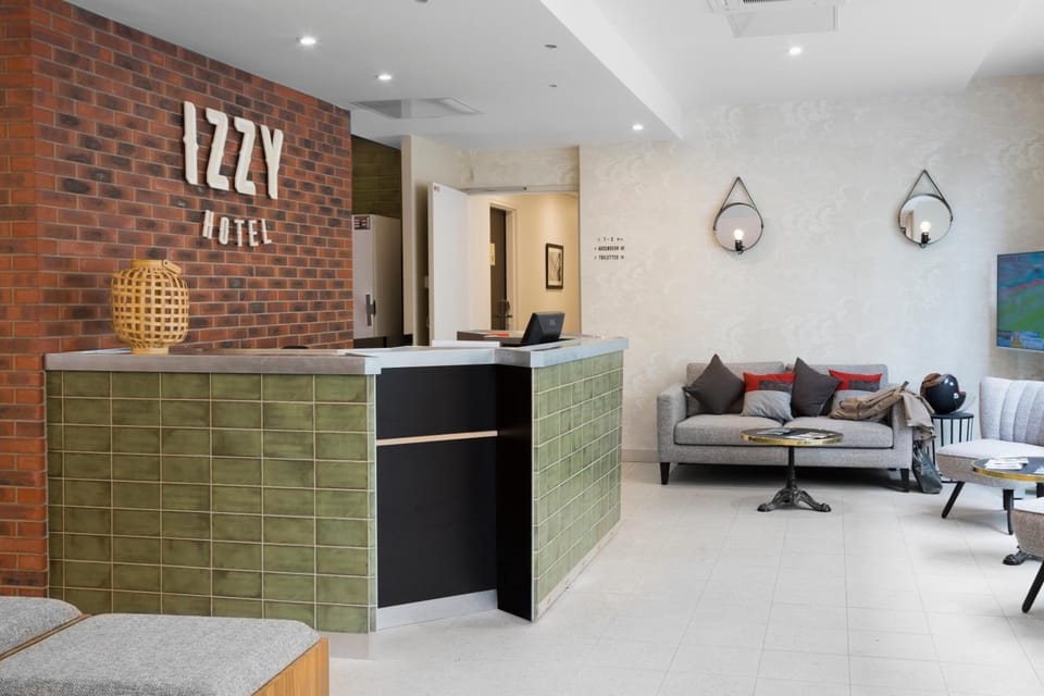 Hotel Izzy Hotel in Issy-les-Moulineaux