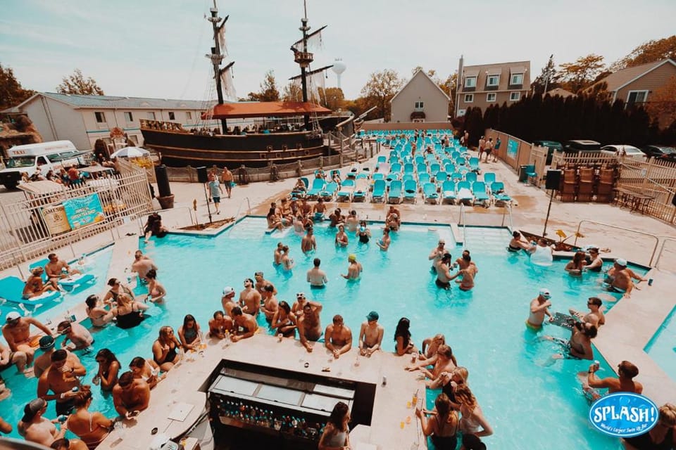 Grand Islander Hotel Hotel in South Bass Island