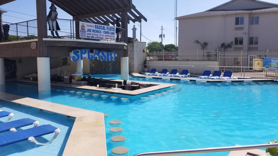 Grand Islander Hotel Hotel in South Bass Island