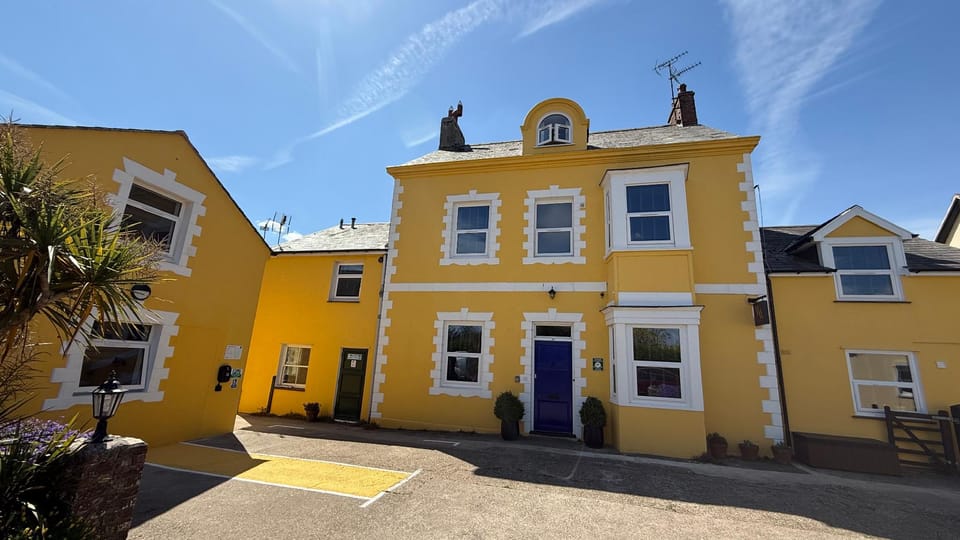 Watermead House Hotel in East Devon District