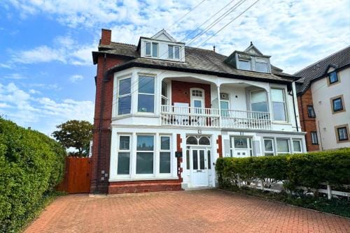 Fairhaven View Apartments Hotel in Lytham St Annes