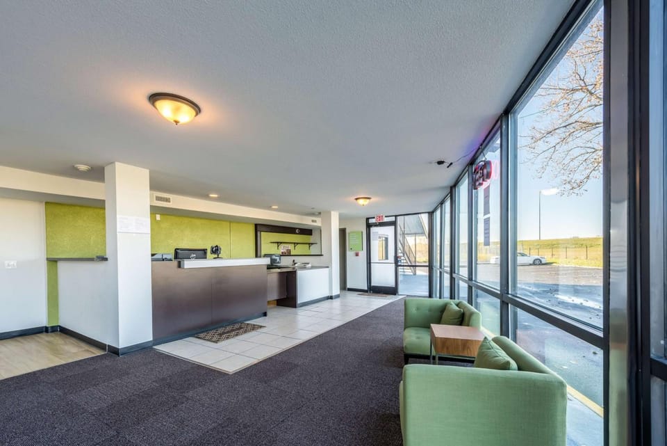 Studio 6  Indianapolis, IN Hotel in Pike Township