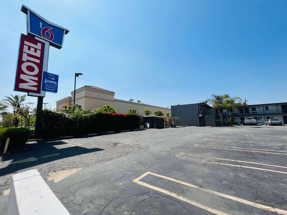 Motel 6 Pico Rivera, CA - Los Angeles Hotel in Montebello
