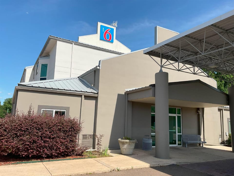Motel 6 Pearl, MS - Jackson Airport Hotel in Richland