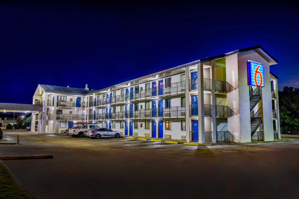 Motel 6 Jackson, MS Hotel in Jackson