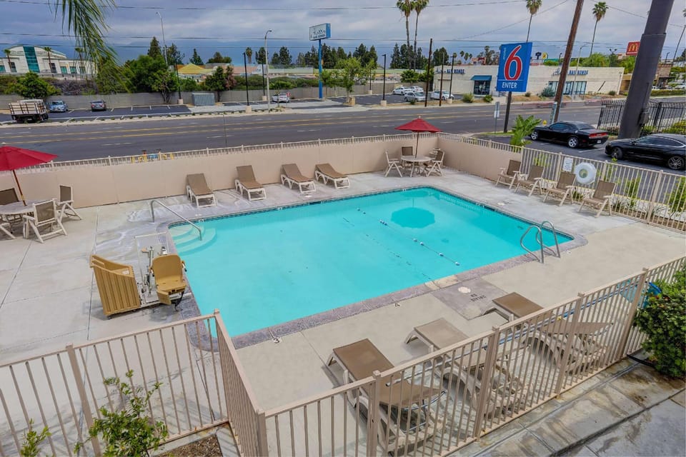 Motel 6 San Bernardino, CA - South Hotel in Colton