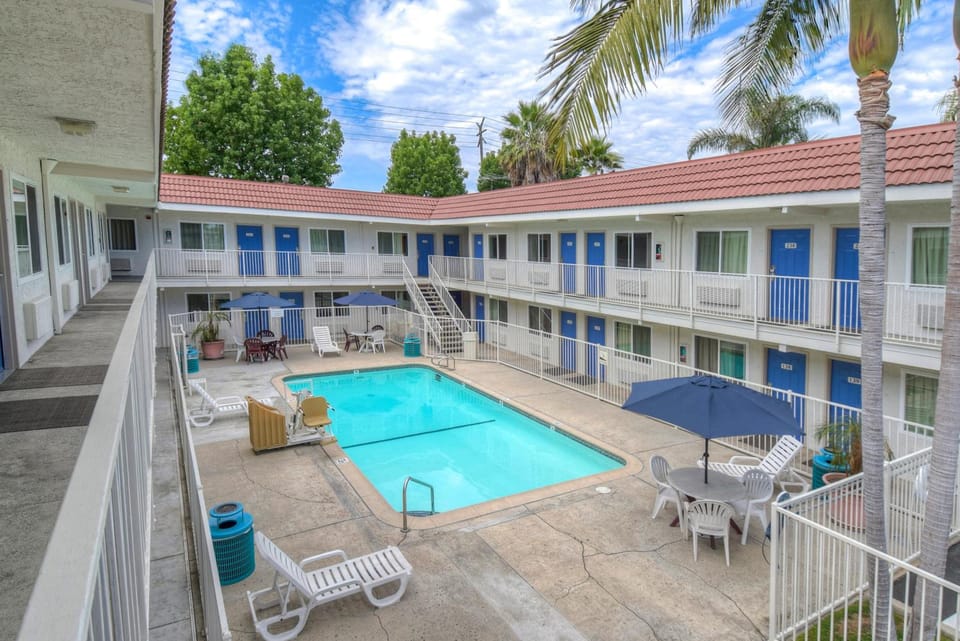 Motel 6 Costa Mesa, CA Hotel in Costa Mesa