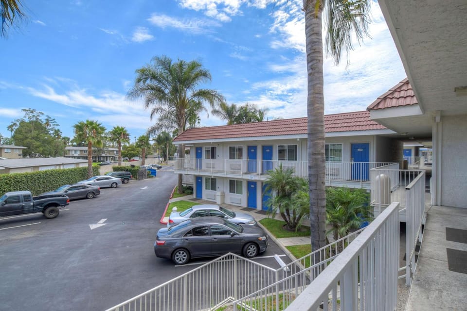Motel 6 Costa Mesa, CA Hotel in Costa Mesa