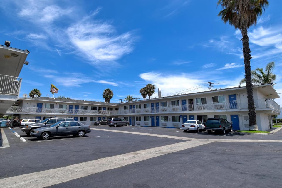 Motel 6 Westminster, CA - South - Long Beach Area Hotel in Westminster