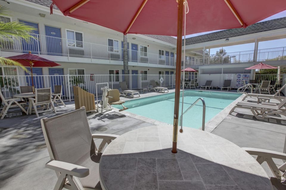 Motel 6 Westminster, CA - North Hotel in Westminster