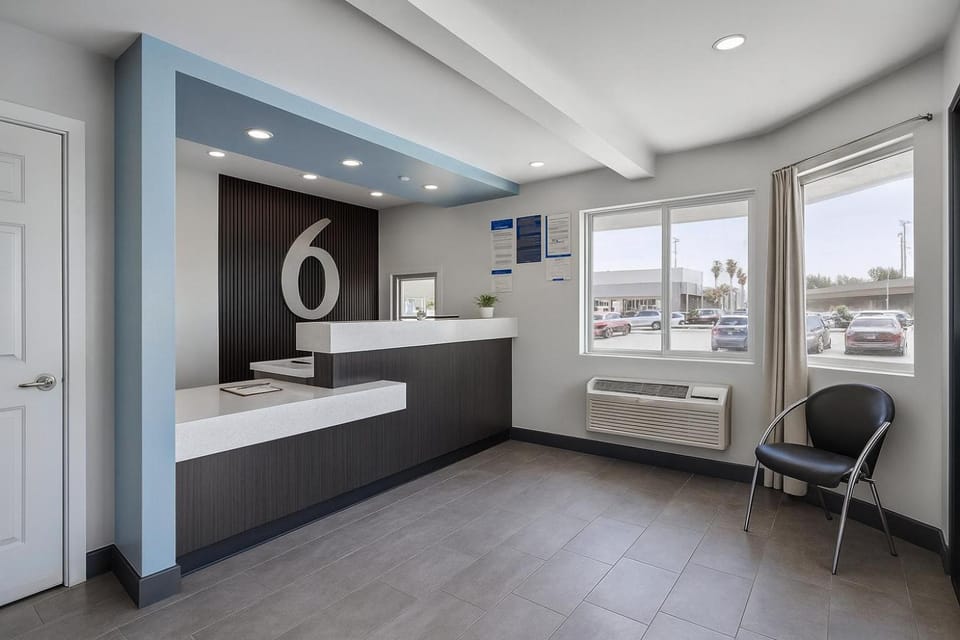 Motel 6 Westminster, CA - North Hotel in Westminster