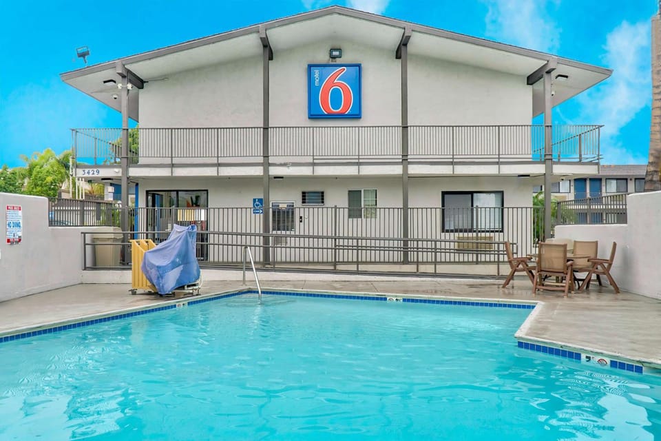 Motel 6 El Monte, CA - Los Angeles Hotel in El Monte