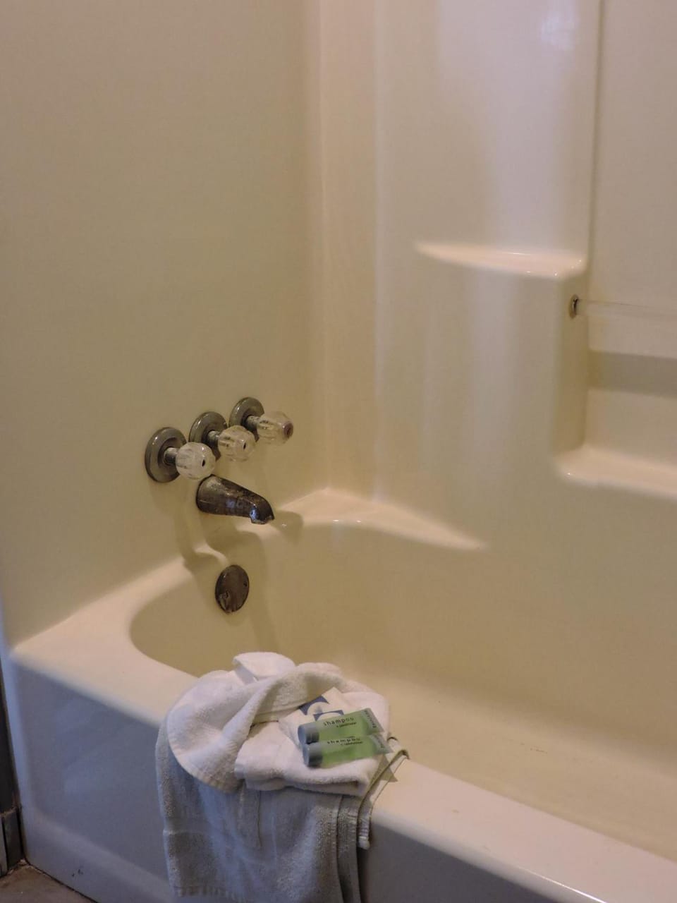 Riata Inn - Crystal City Motel in Texas