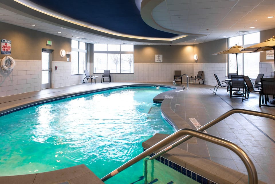 Holiday Inn Express and Suites Madison Central By IHG Hotel in Madison