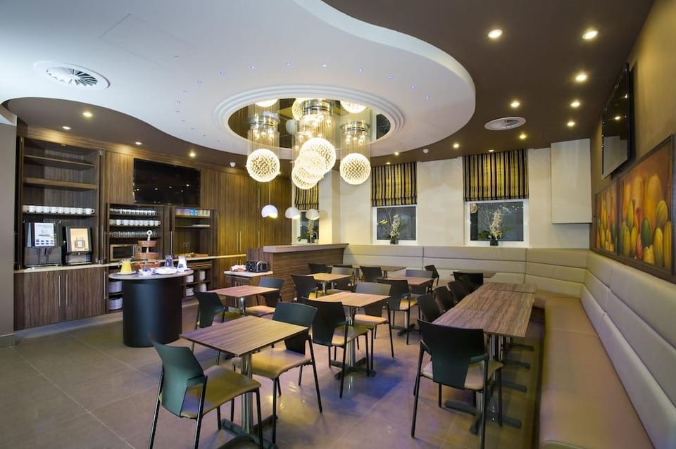 Eden Plaza Kensington Hotel in City of Westminster