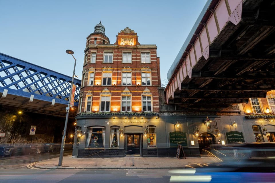 The Wellington Hotel Hotel in City of Westminster