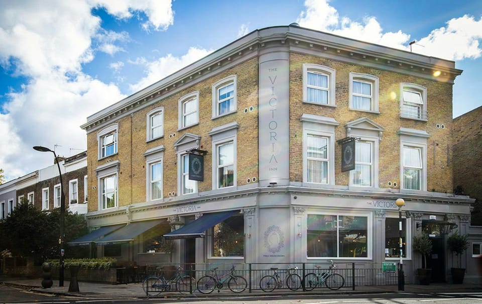 Victoria Inn Hotel in London Borough of Southwark