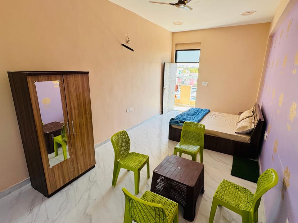 Hotel Rainbow Water park and Garden Restaurant Resort in Jaipur