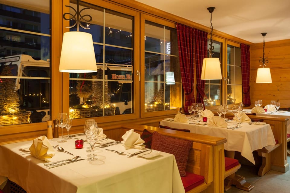 Hotel Holiday Hotel in Zermatt