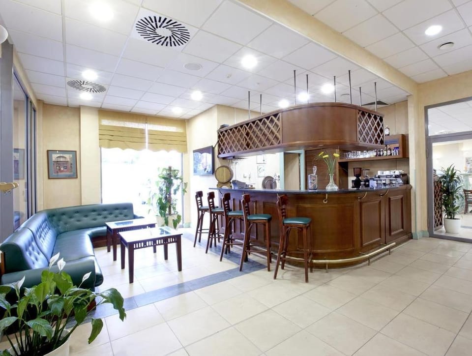 Bar/lounge